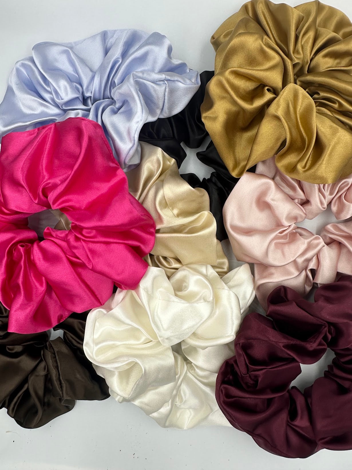 SILK SCRUNCHIE - LARGE SIZE - LIGHT BLUE