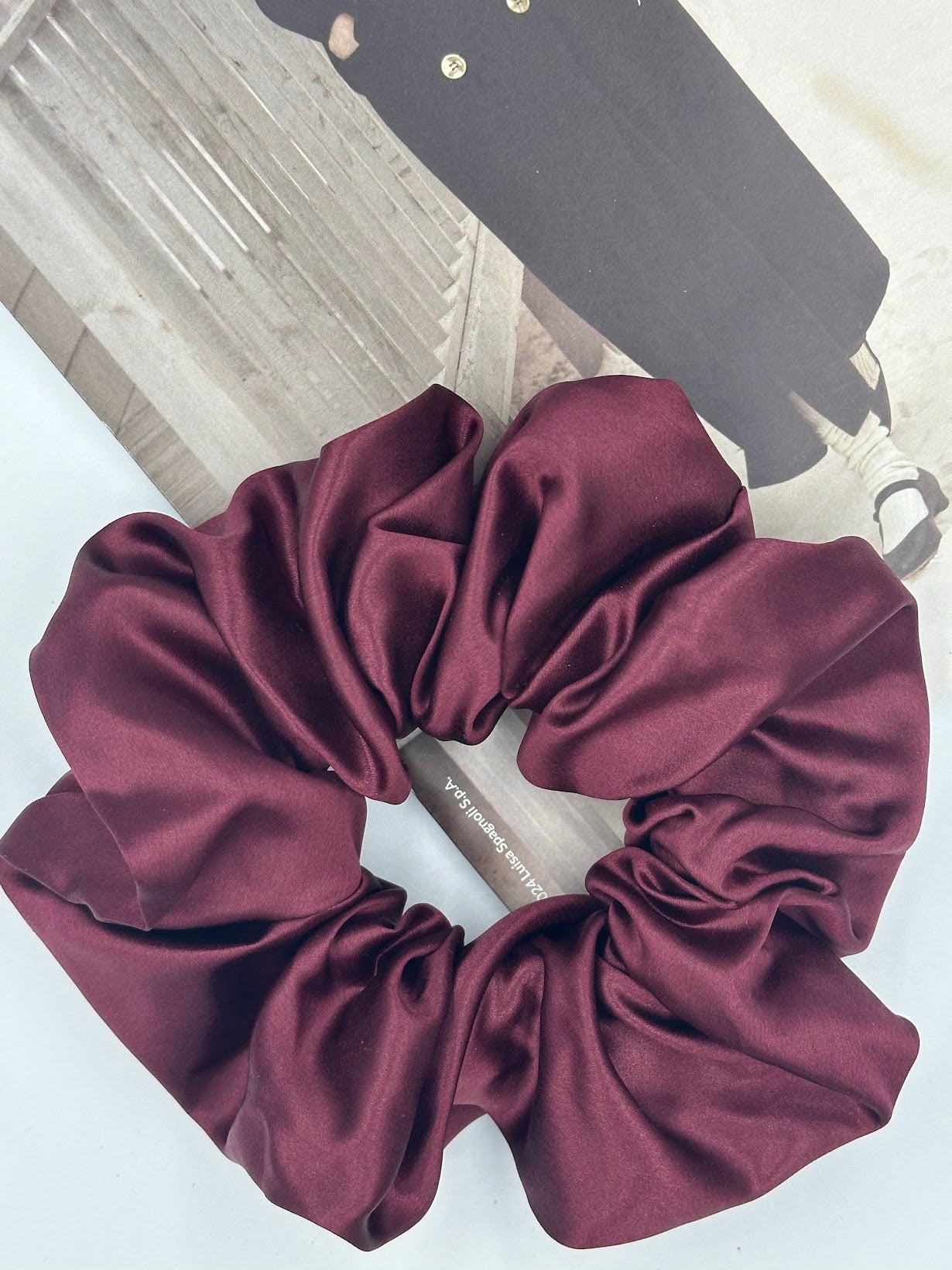 SILK SCRUNCHIE - LARGE SIZE - BURGUNDY