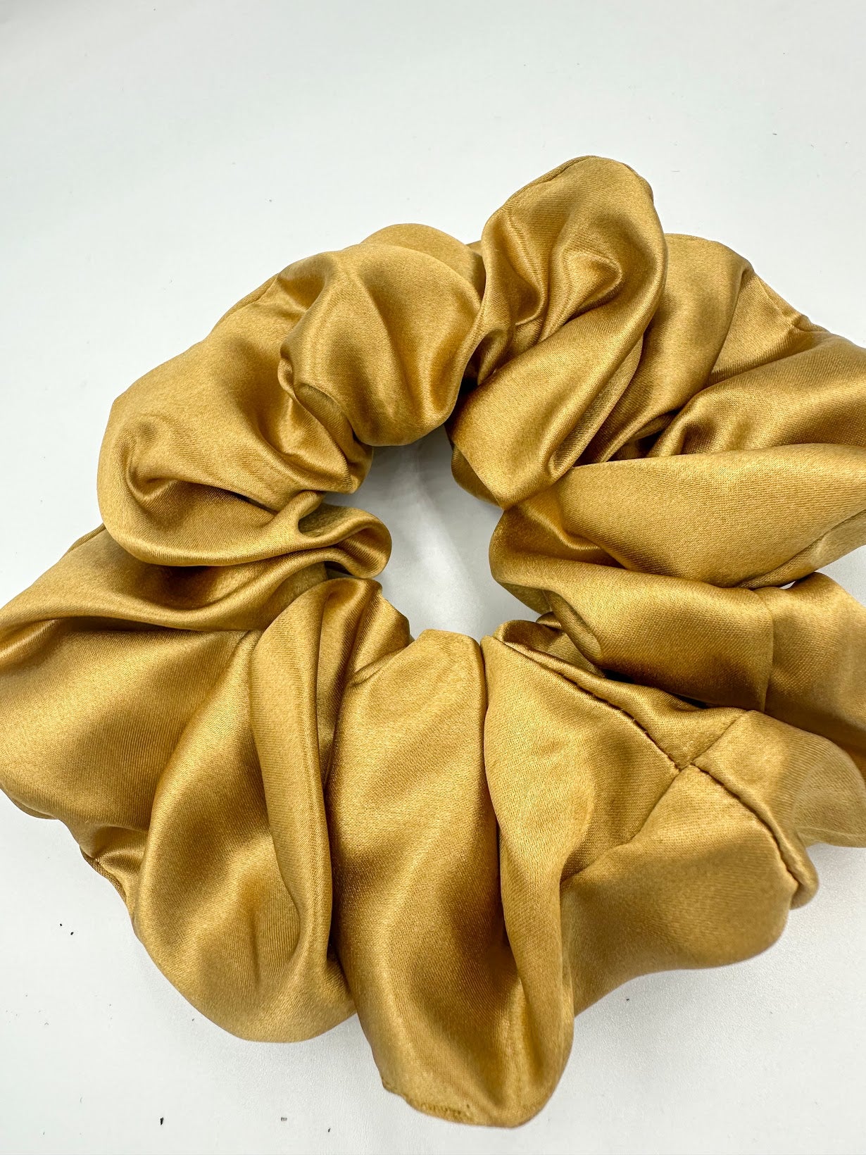 SILK SCRUNCHIE- LARGE SIZE - GOLD