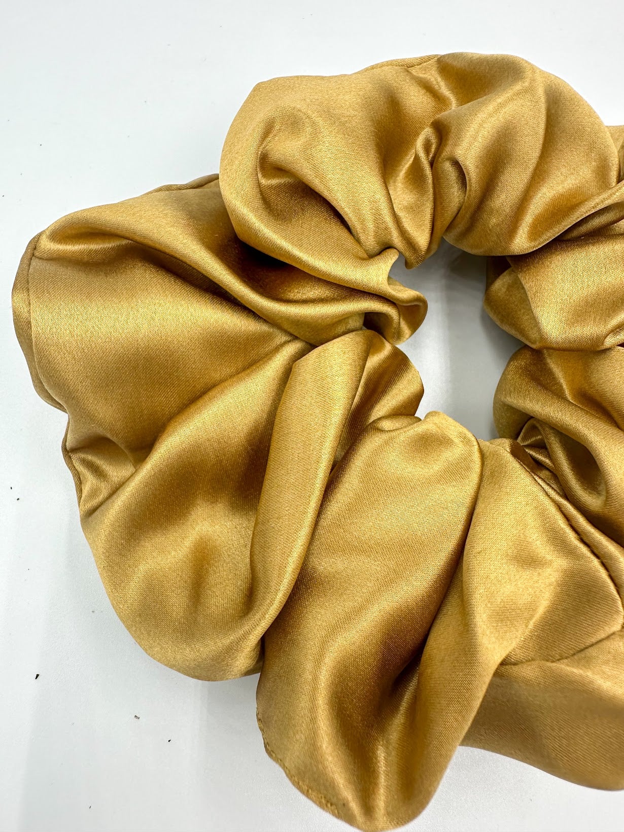 SILK SCRUNCHIE- LARGE SIZE - GOLD
