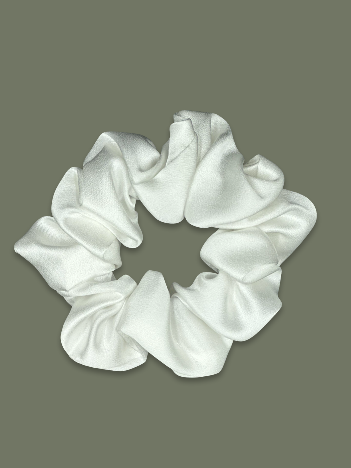 SILK SCRUNCHIE - IVORY