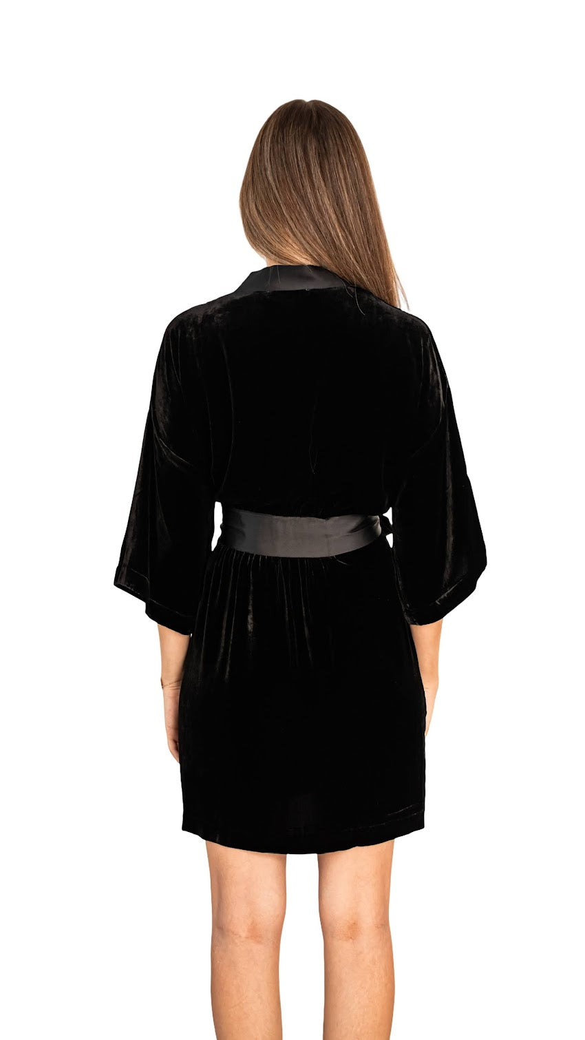 BATA DE TERCIOPELO/SEDA - COLOR NEGRO